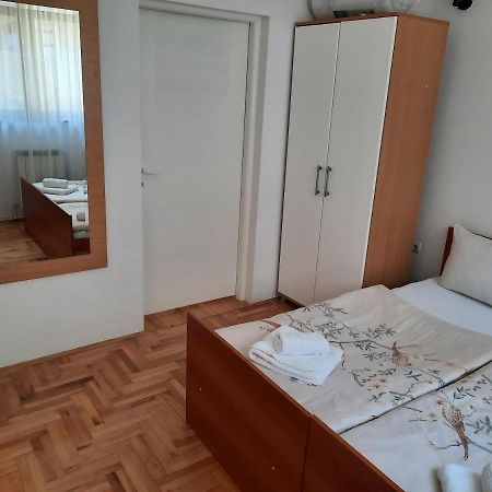 Apartment Denza City Center Сараєво Екстер'єр фото