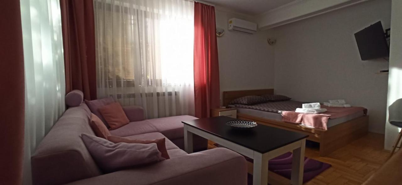 Apartment Denza City Center Сараєво Екстер'єр фото