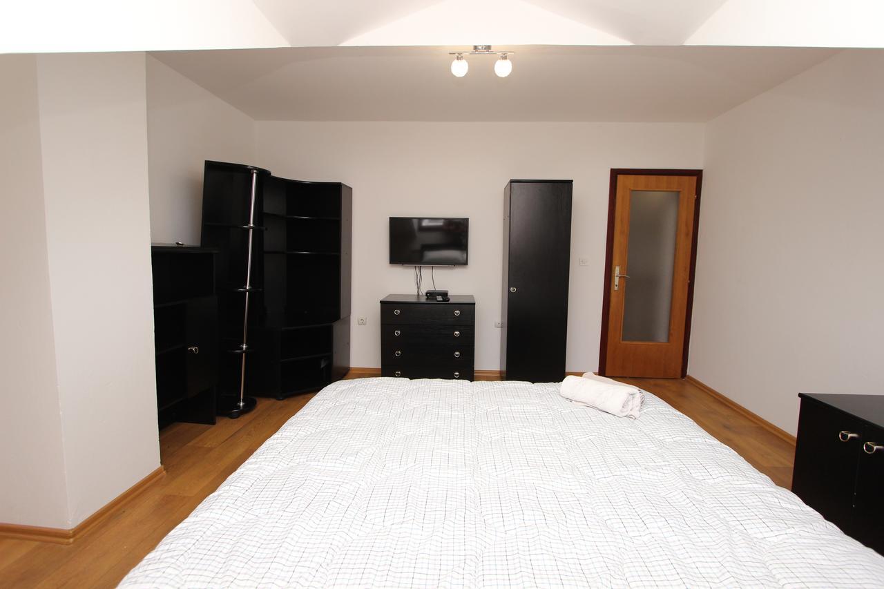 Apartment Denza City Center Сараєво Екстер'єр фото